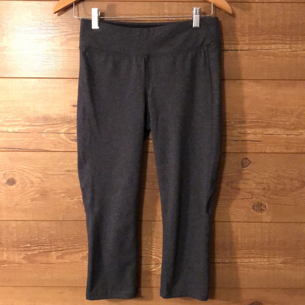 Lucy powermax Perfect Core Collection sz S gray leggings